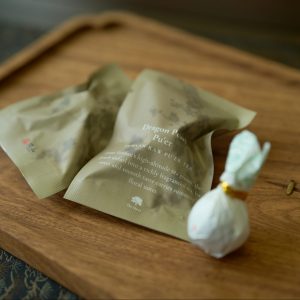Dragon Pearl Pu'er 