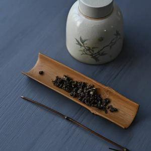 Bamboo tea plate and spoon